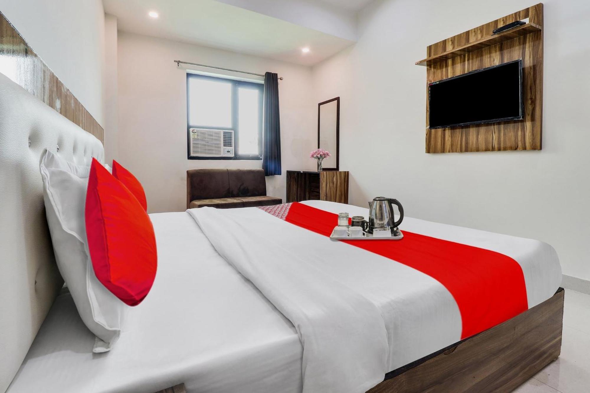 Hotel O La Plazo Haridwār Buitenkant foto