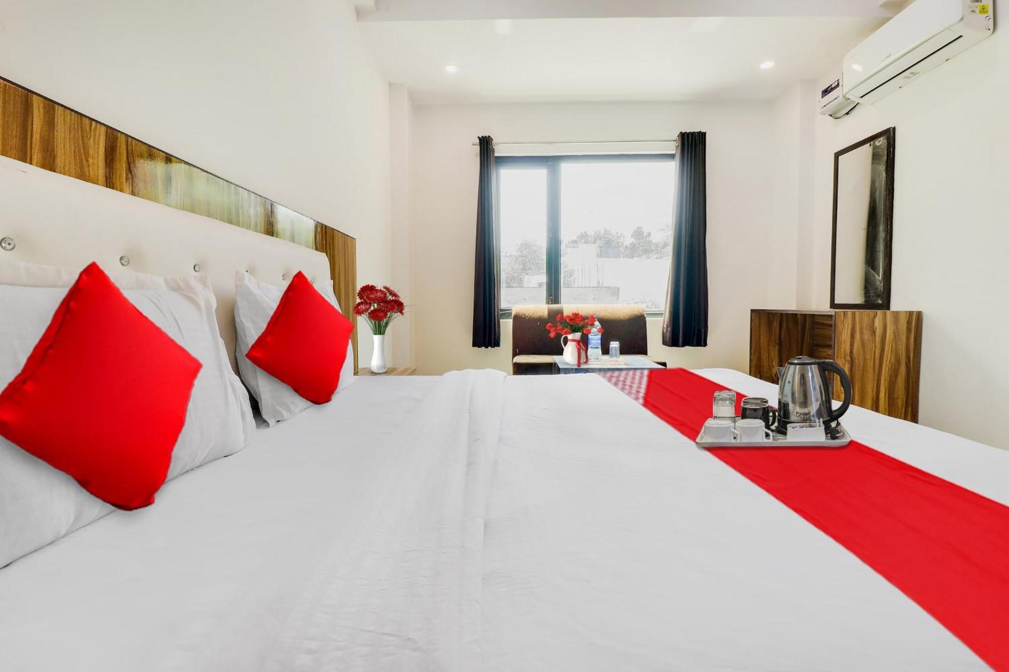 Hotel O La Plazo Haridwār Buitenkant foto