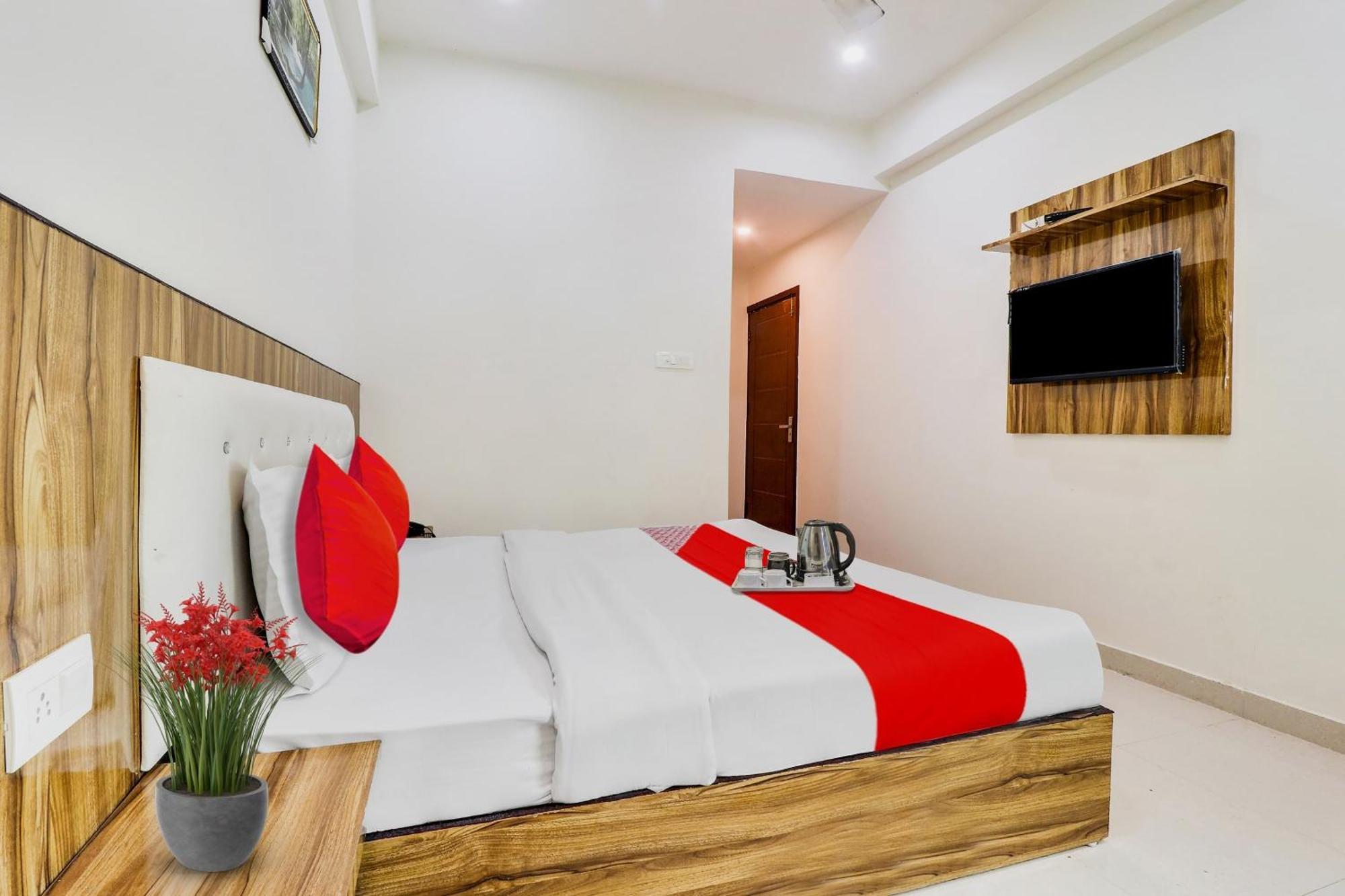 Hotel O La Plazo Haridwār Buitenkant foto