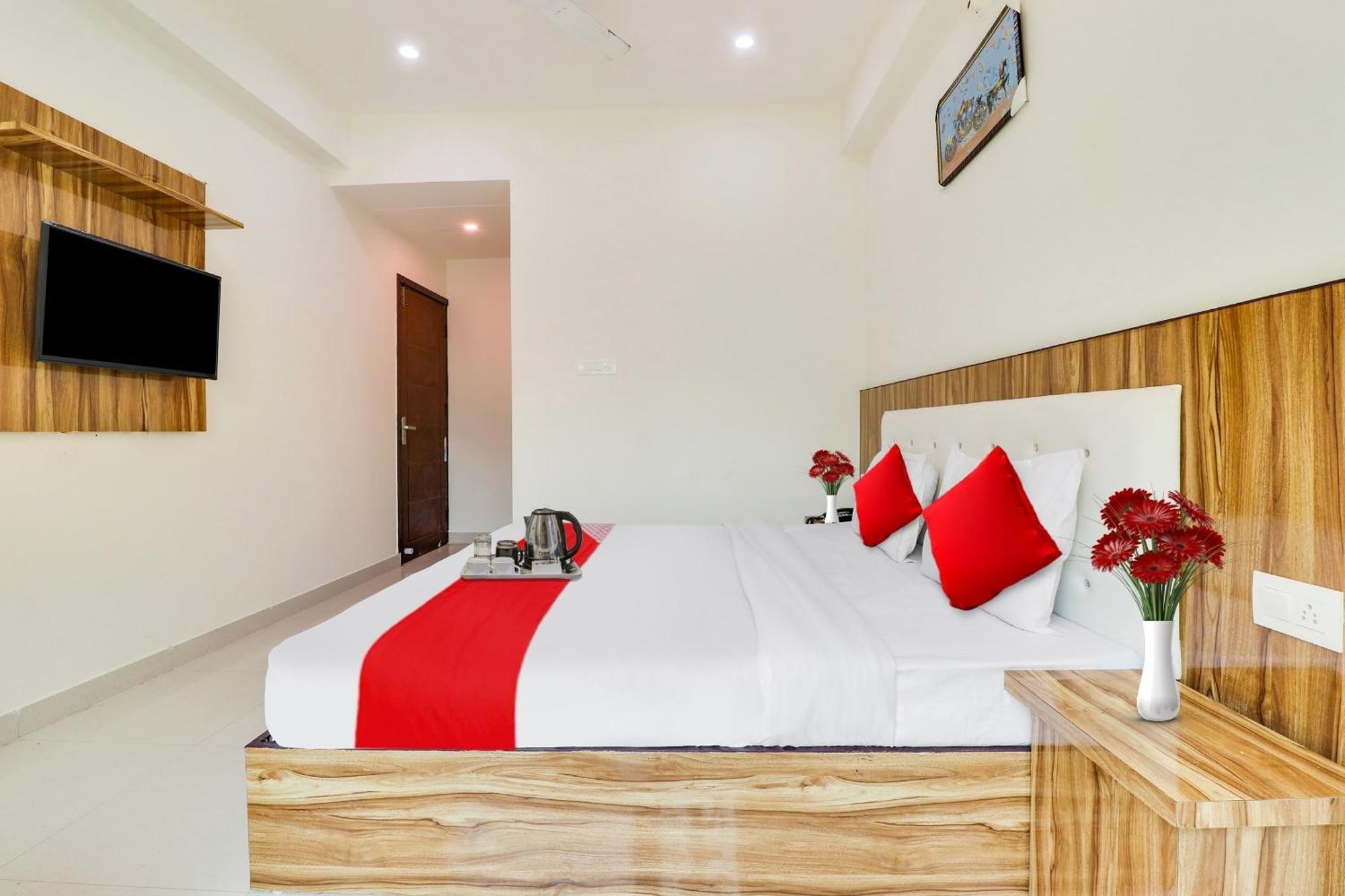 Hotel O La Plazo Haridwār Buitenkant foto